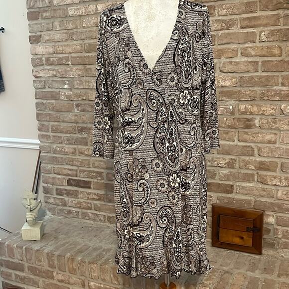 Glamour Floral Paisley Wrap Ruffle Dress Plus Size  16 - Picture 1 of 4